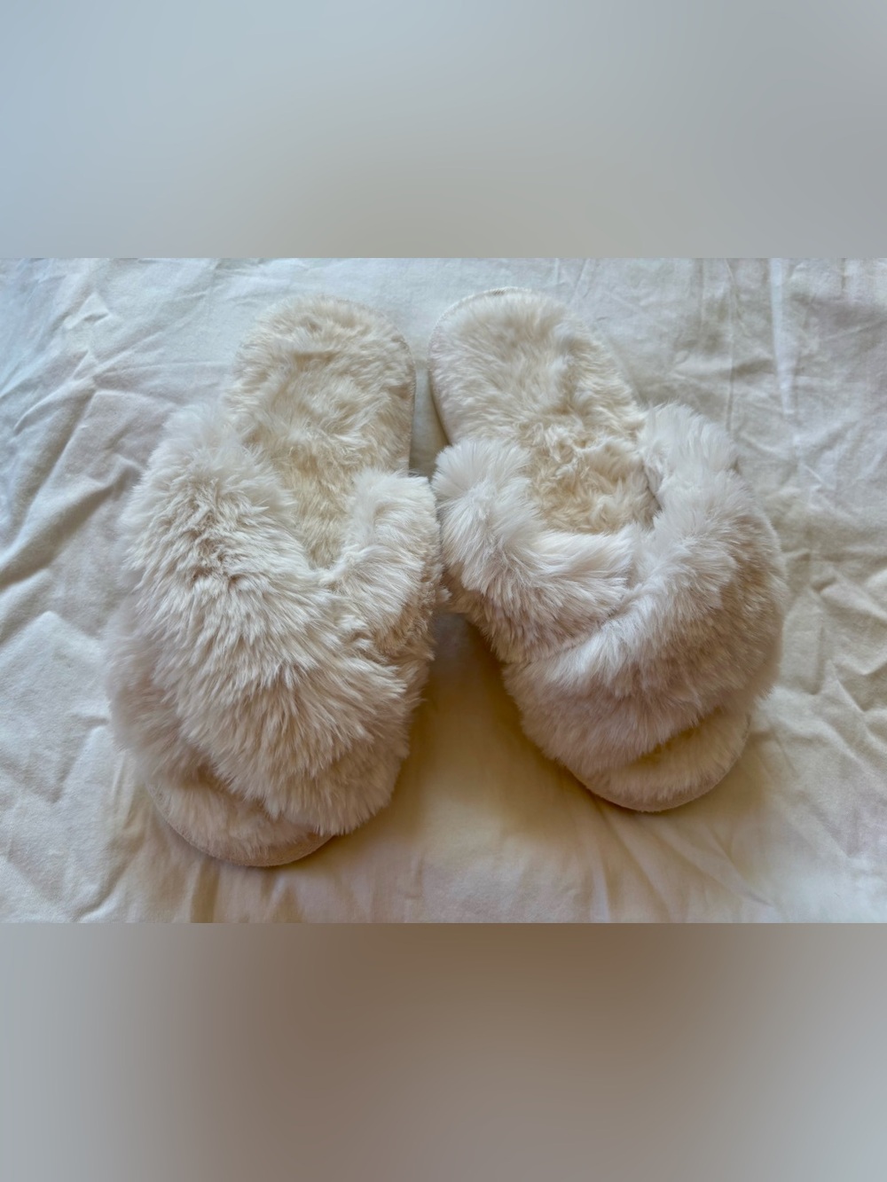 Plush Faux Fur Slide Slippers - Cream